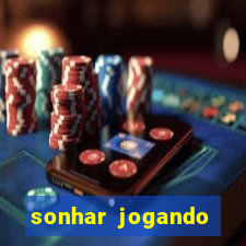 sonhar jogando futebol e fazendo gol